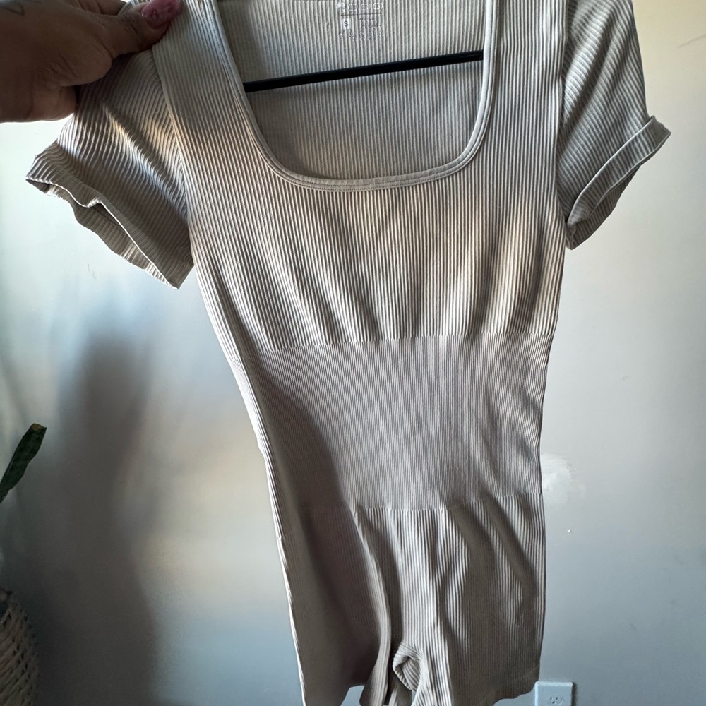 Cream Fitted Bodysuit with Cap Sleeves
